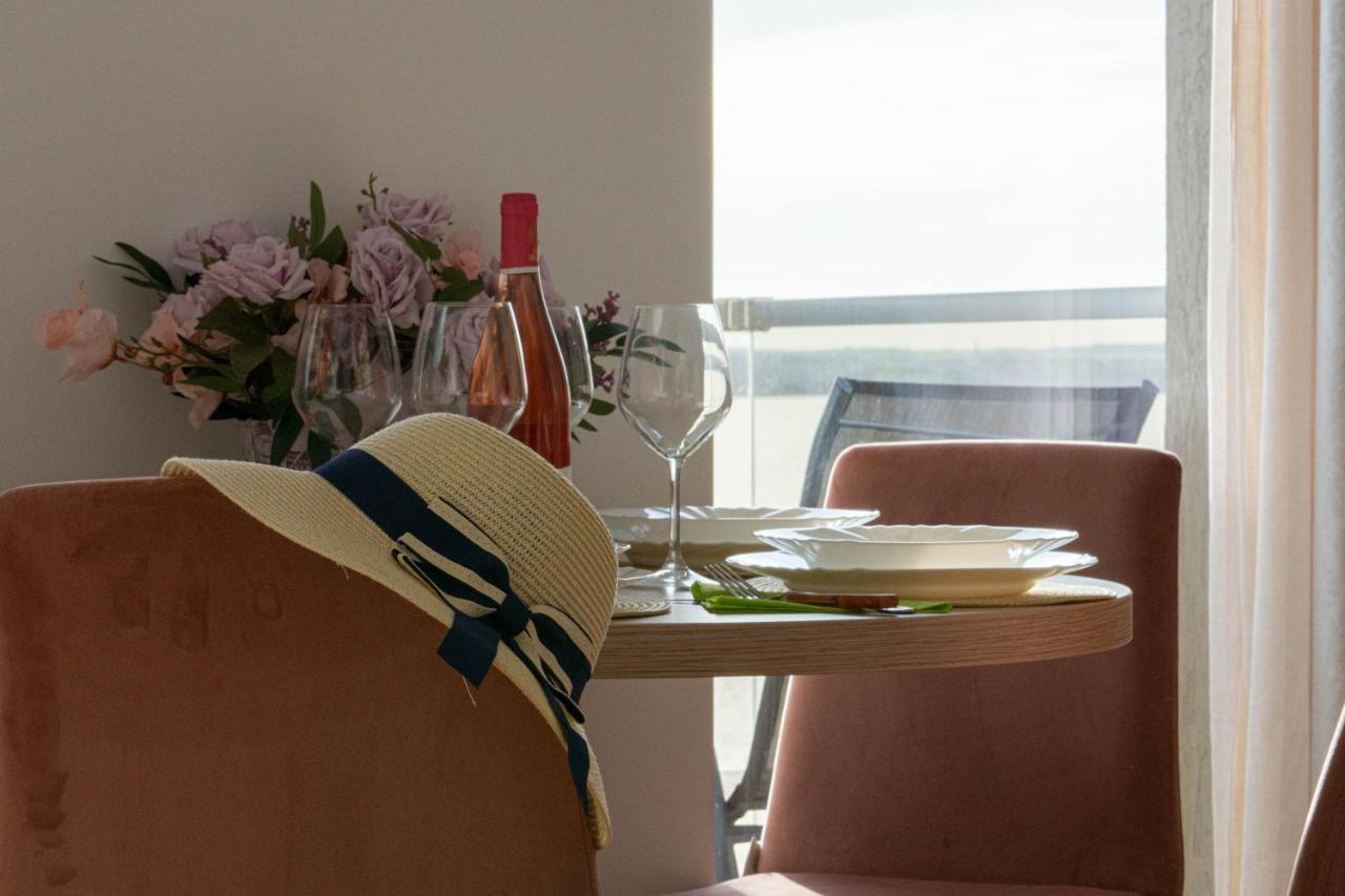 Apartament Le Bonheur Мамая Экстерьер фото